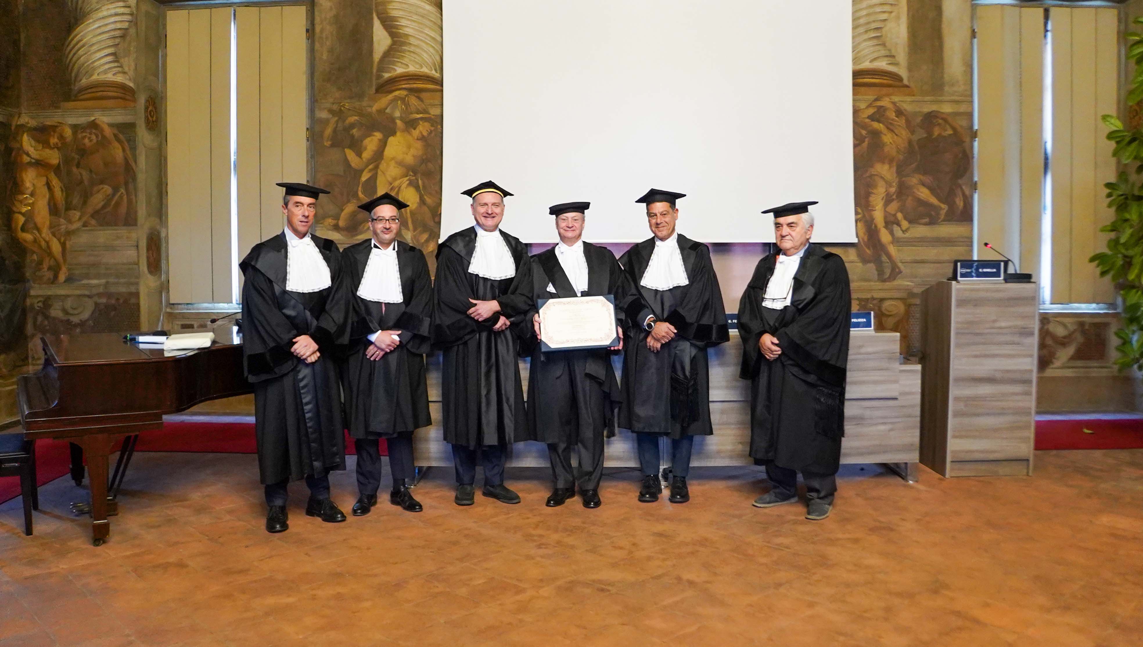 Conferimento della laurea ad honorem ad Enrico Ghella