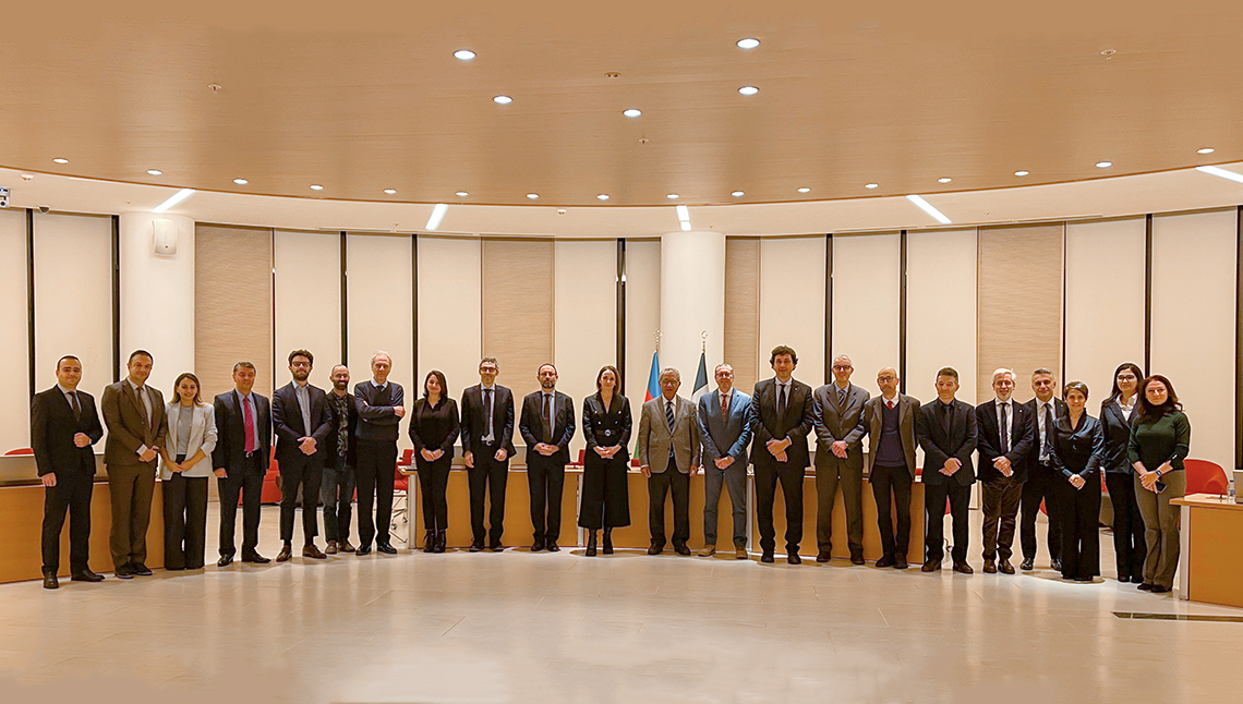 La delegazione del Politecnico in visita all'ADA University in Azerbaijan