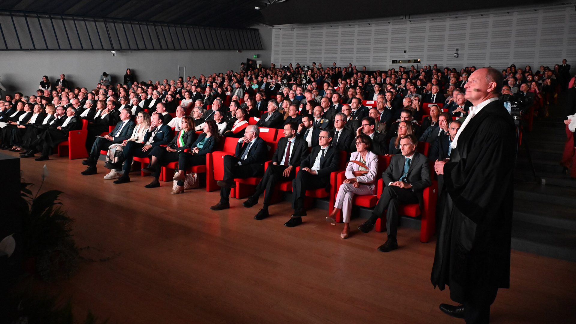 Il Rettore Saracco in aula magna per l'inaugurazione