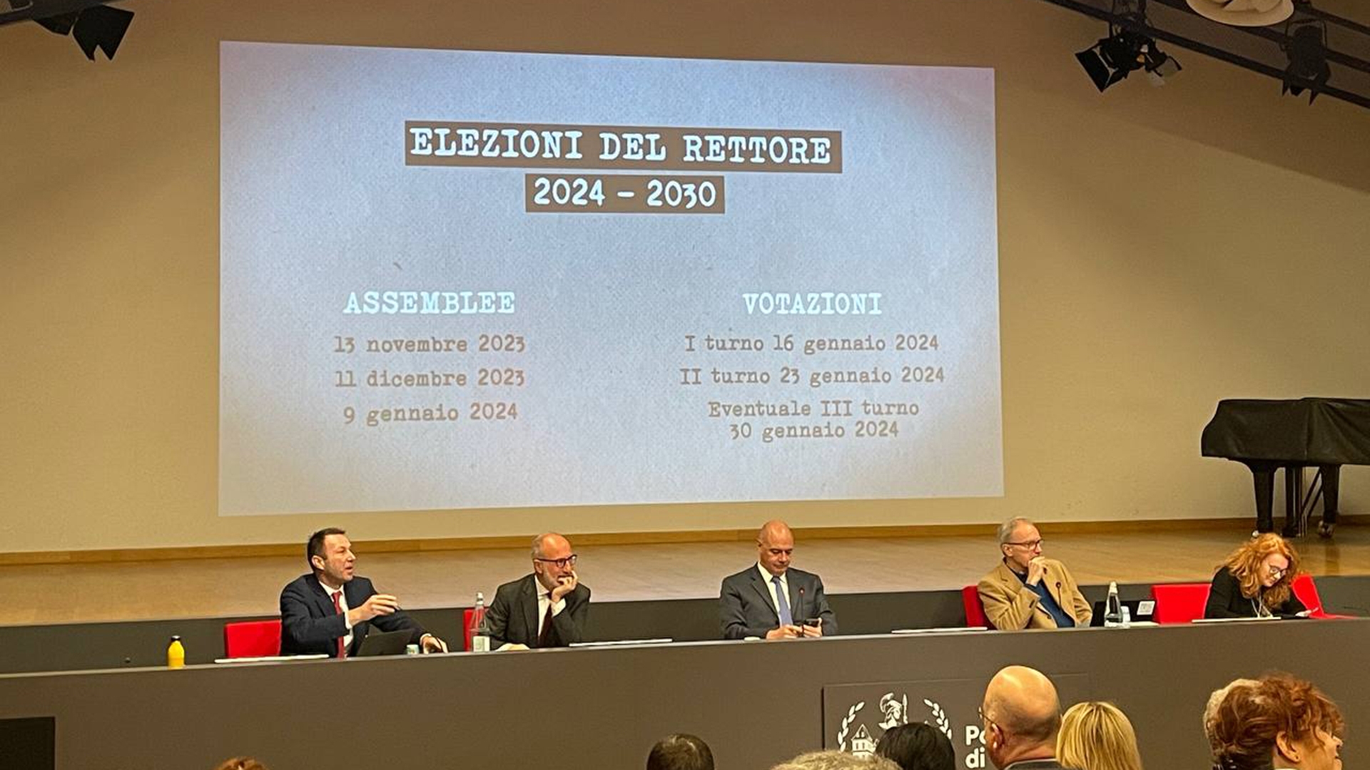 Foto del tavolo dei relatori in Aula Magna