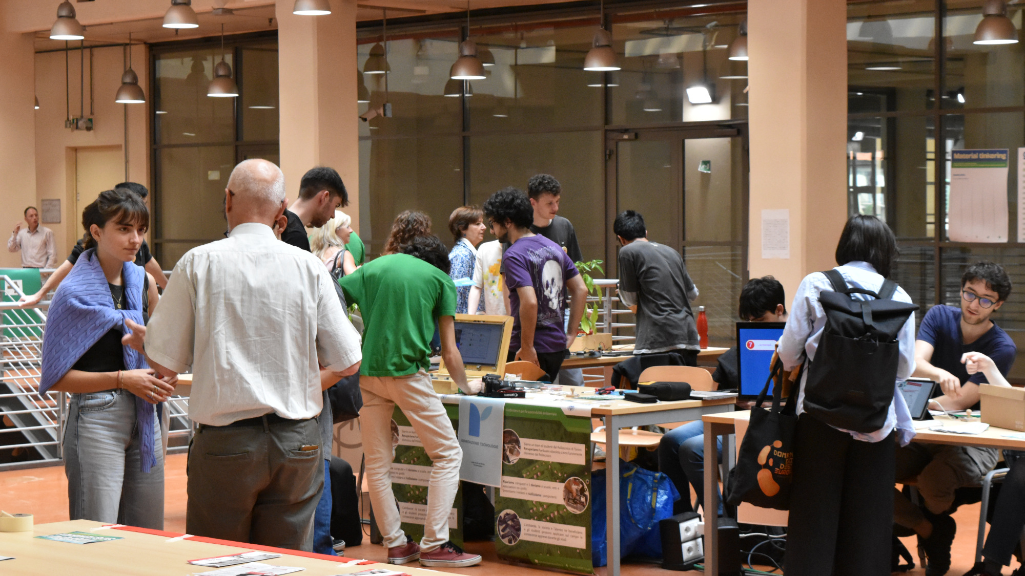 Student-Sustainability-Hub-copertina.JPG