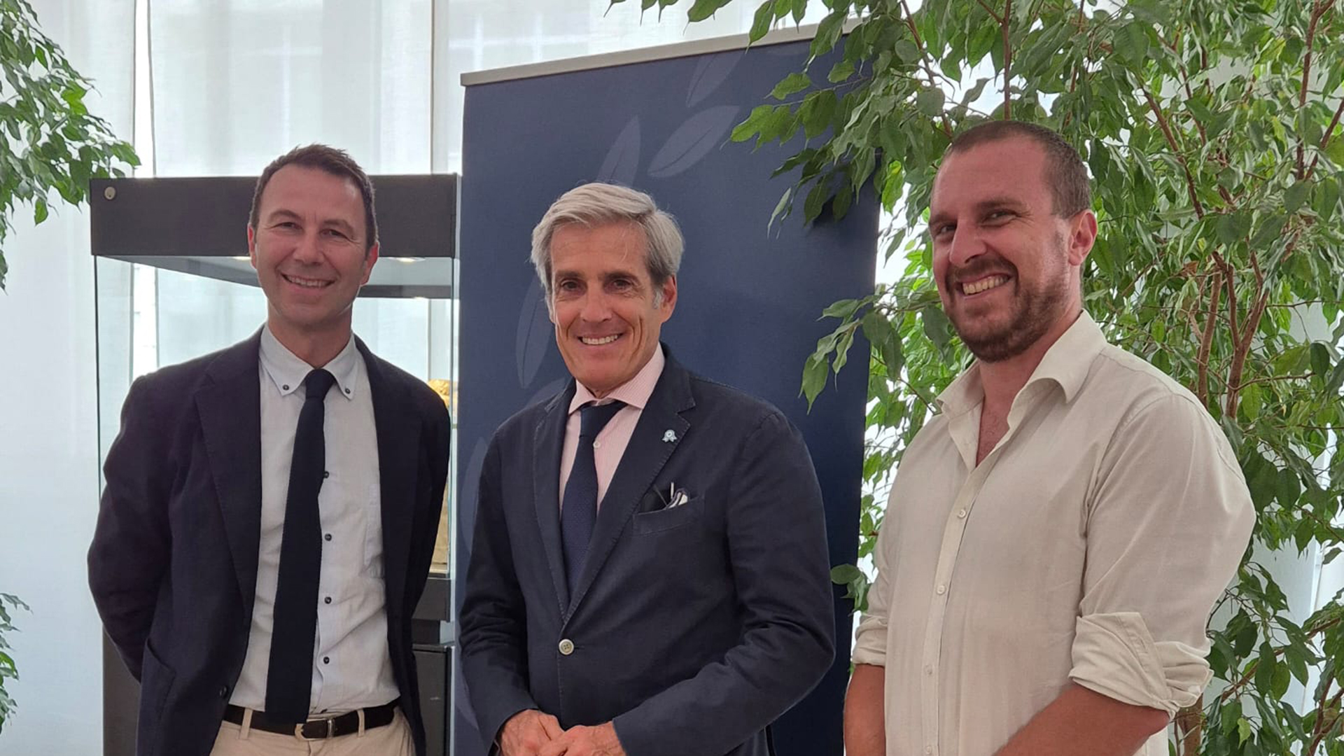 Il Rettore Corgnati e il Vice Rettore Sapora insieme all'Ambasciatore di Argentina Giusto