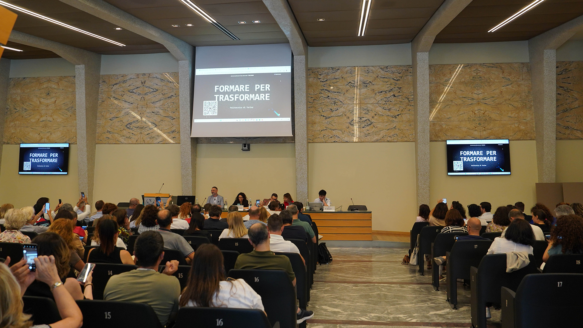 Foto della sala dove si è svolto l'incontro