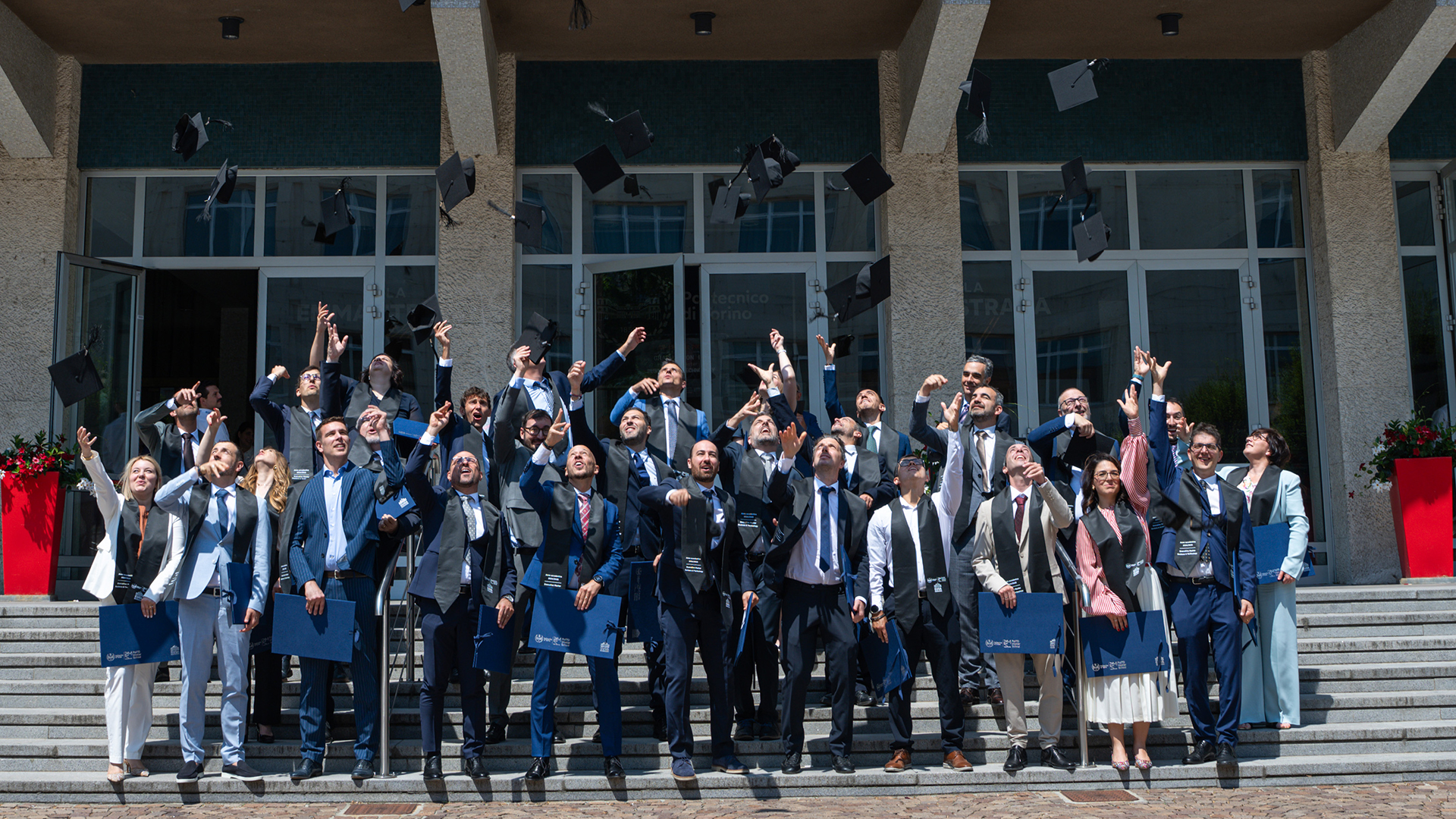 I partecipanti al master festeggiano la conclusione del corso