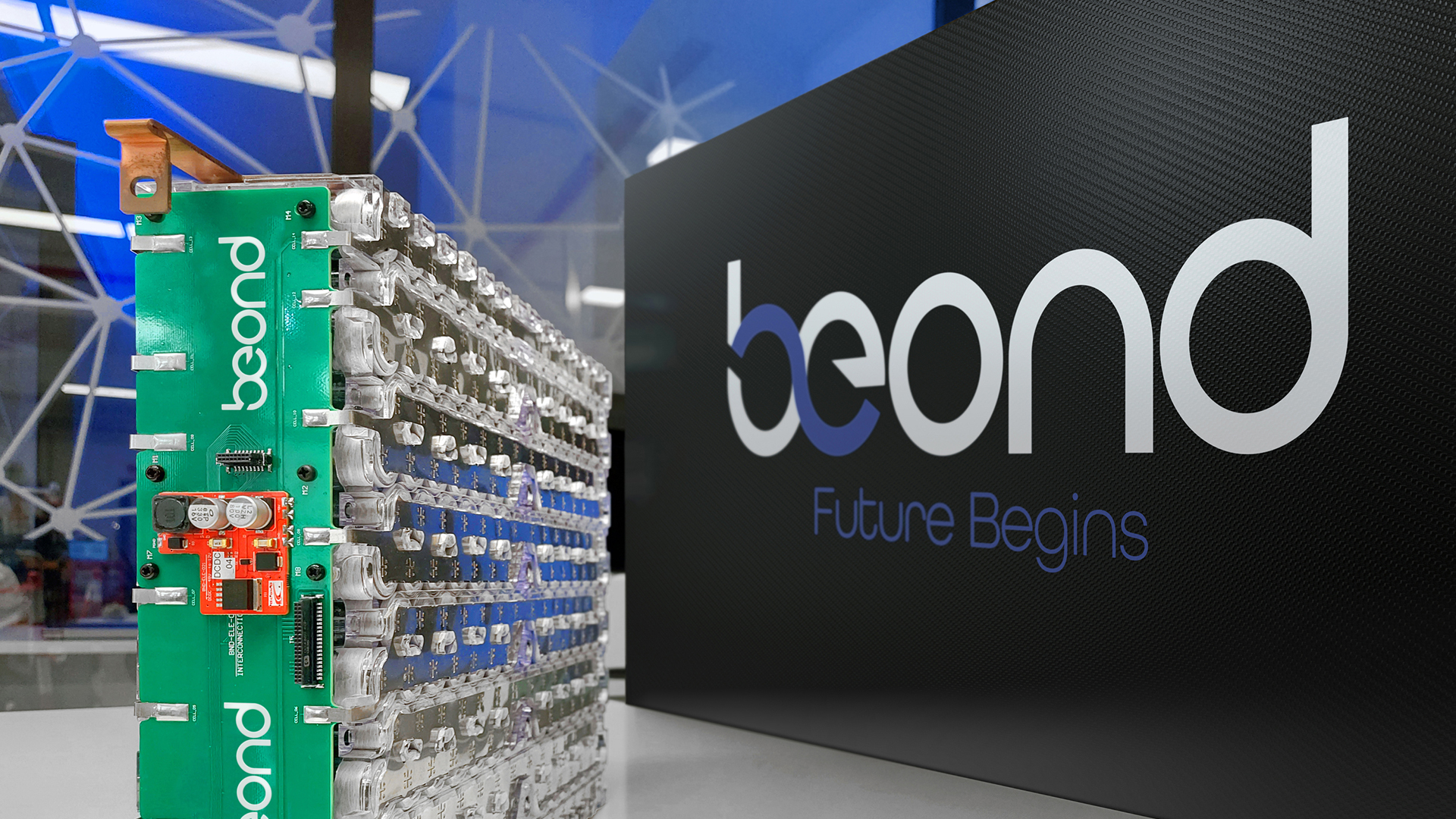 Foto con il logo dell'azienda