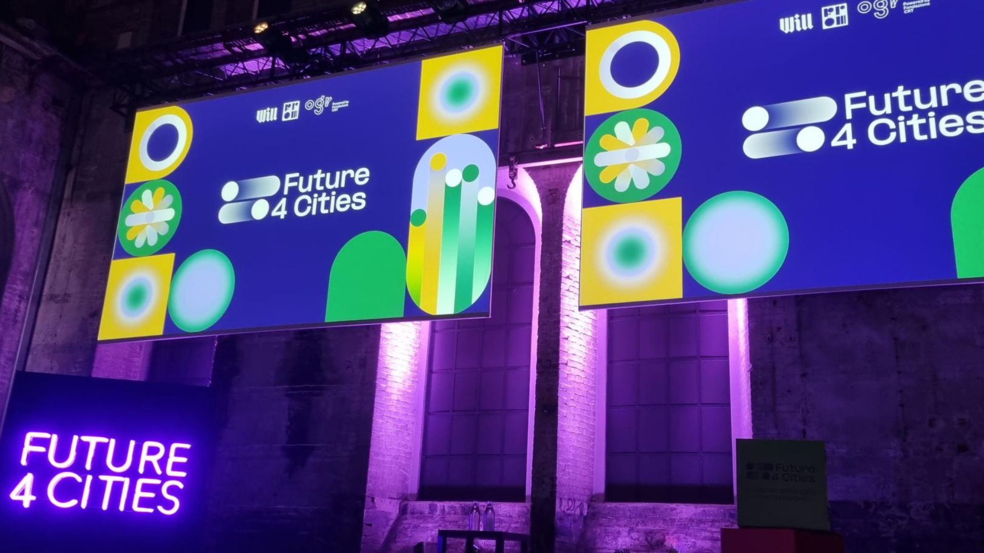 Future4Cities - copertina .png