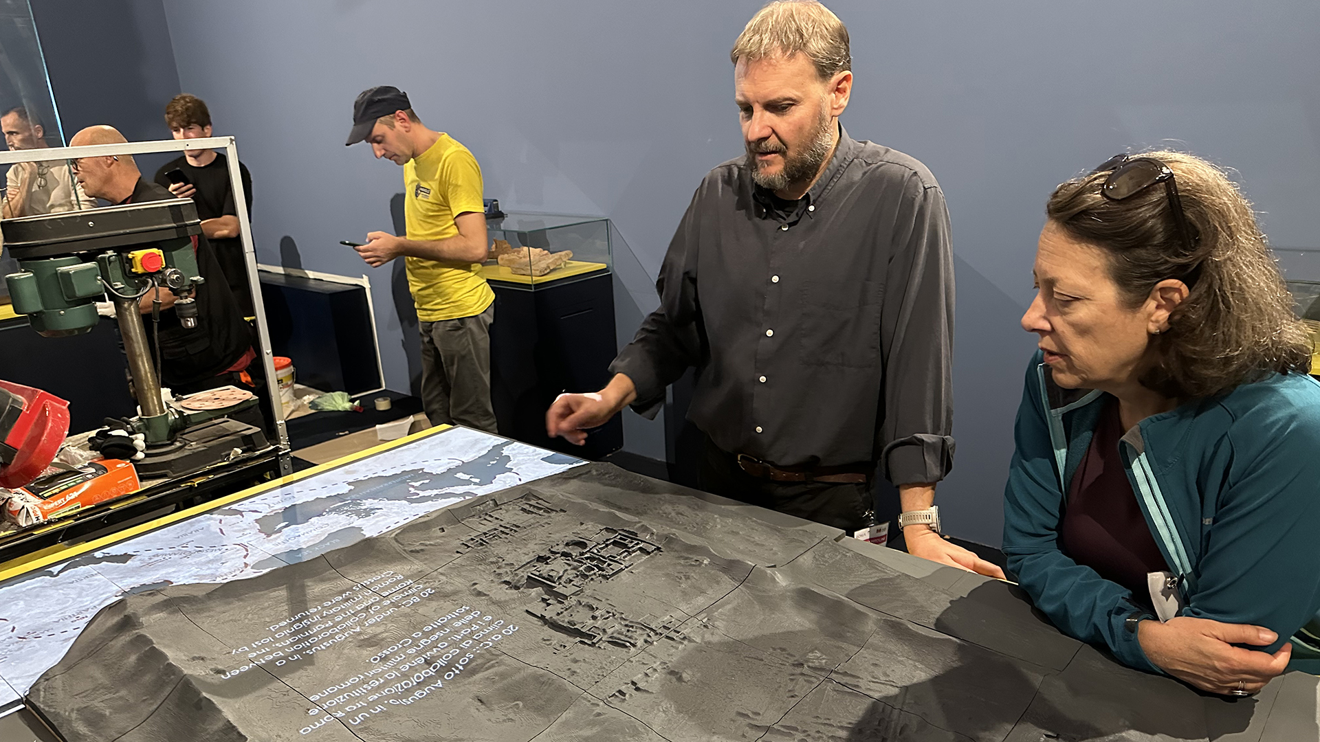 Il team del DAD al lavoro per la mostra