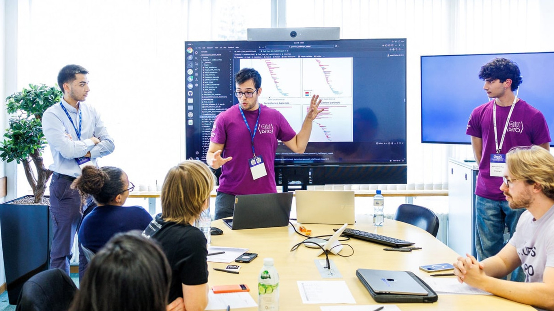 Foto del team al lavoro
