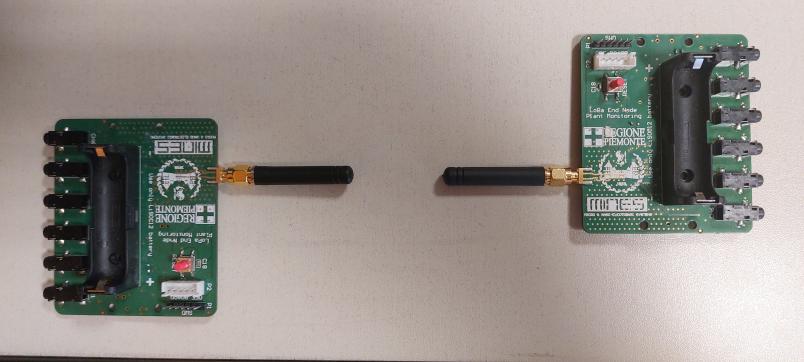 Schede elettroniche interfacciate tramite antenne.