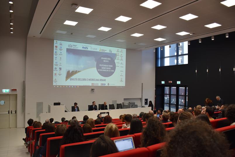 Foto della sala piena dove si è svolto il workshop del dipartimento diati