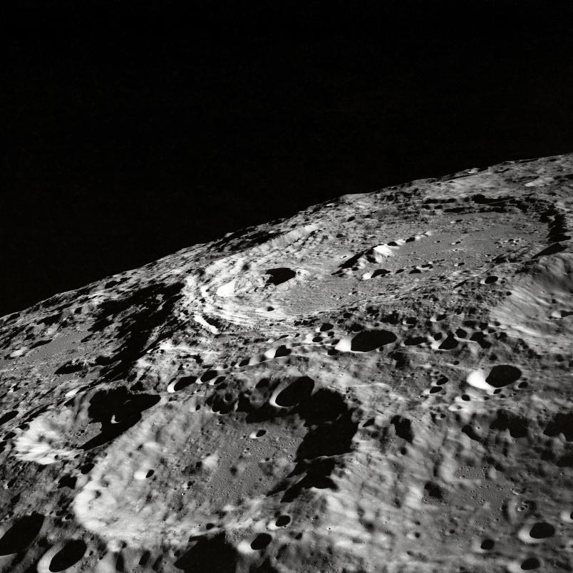 nasa-superficie-lunare.jpg