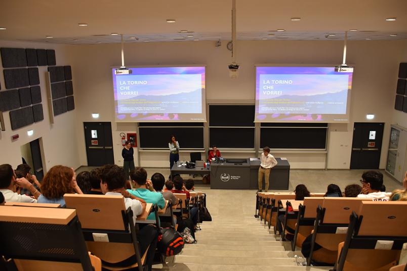 Foto della presentazione dei progetti