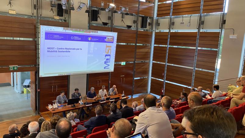 Foto dell'aula magna del Lingotto durante la presentazione