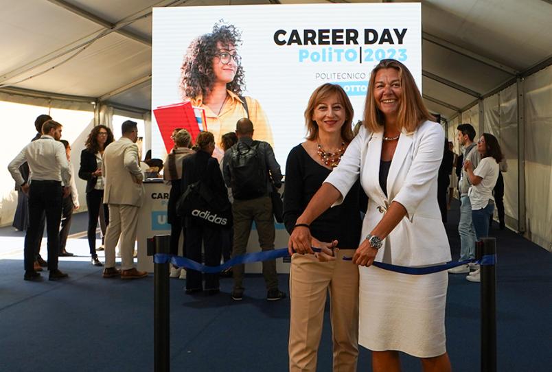 CareerDay-CarlaChiasserini-Giuliana-Mattiazzo.jpg