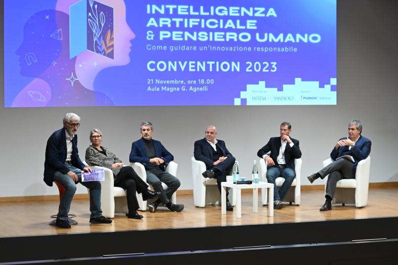 Round table