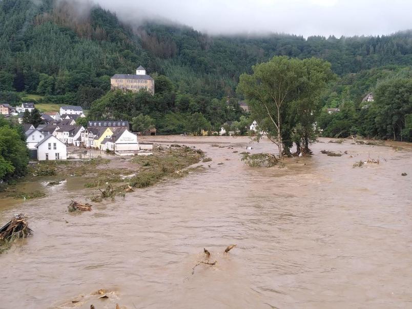 Hochwasser_Altenahr_Kreuzberg-mega-alluvioni.jpg