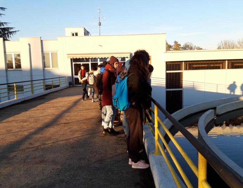 Studenti e studentesse in visita all'impianto SMAT di Torino