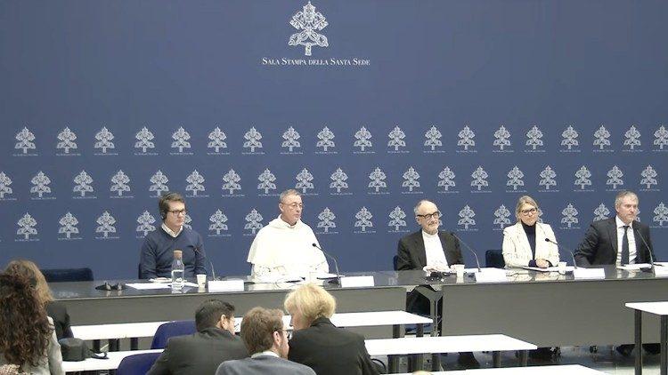 conferenza-stampa-messaggio-pace-IA.jpeg