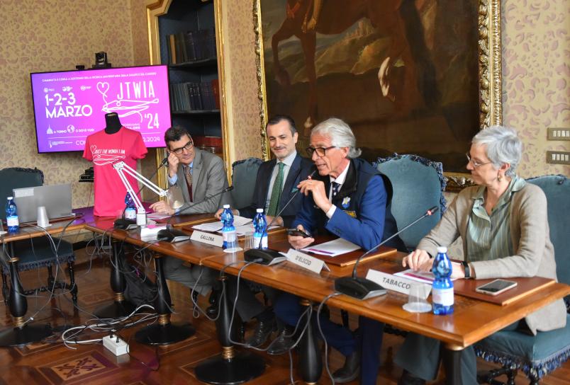 tavolo relatori