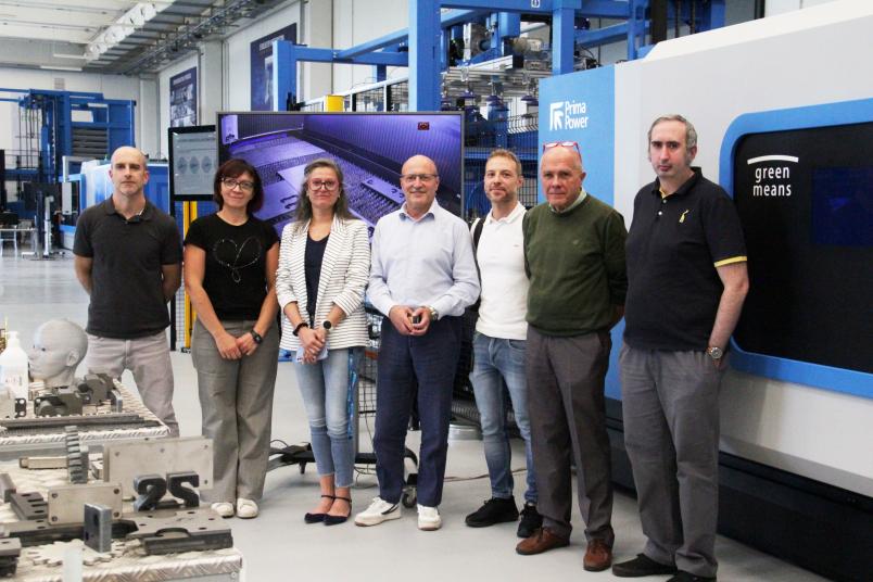 PrimaIndustrie_compressa.JPG