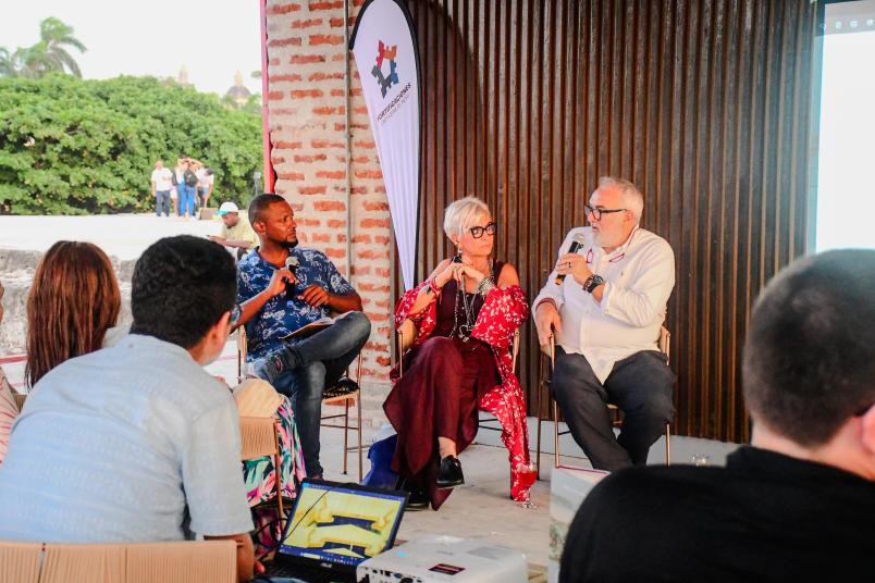 La conferenza al Bastione di Santo Domingo, nell'ambito del ciclo Murallando a cura della Escuela Taller di Cartagena 2.jpg