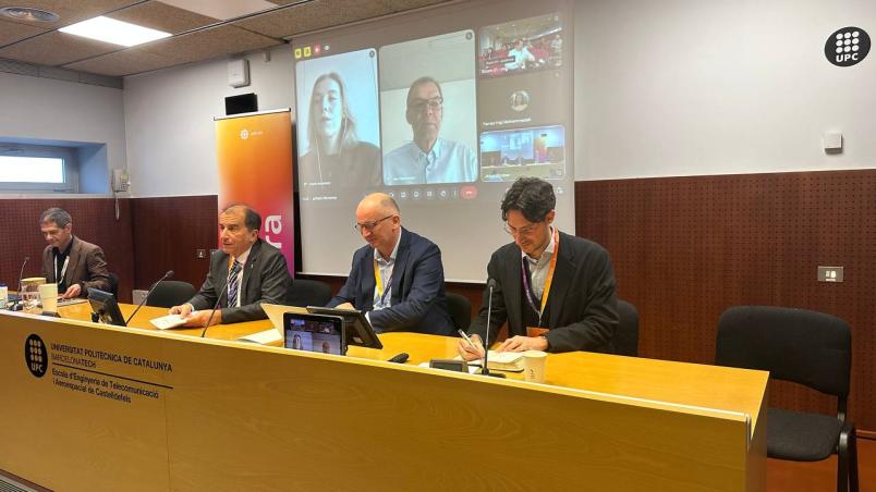 policy round table 2.jpg