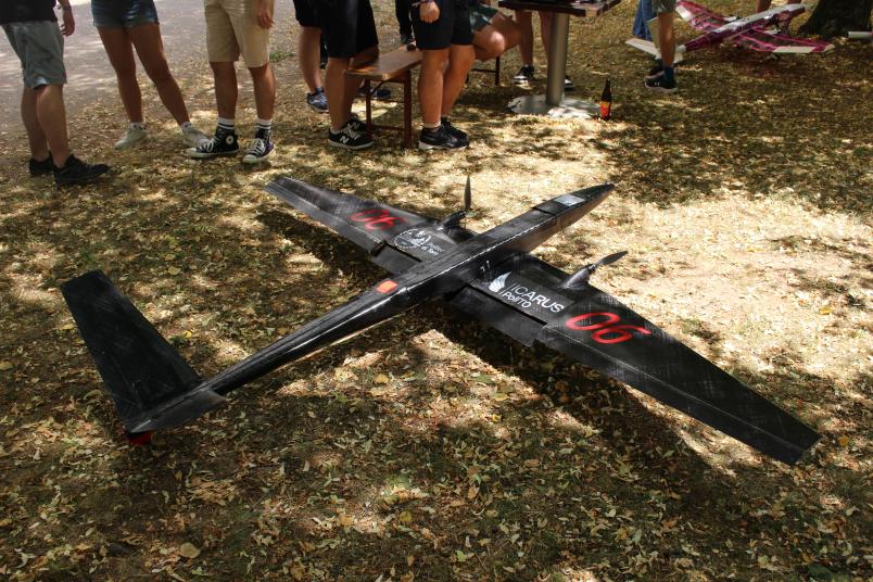 Aetos, il velivolo bimotore progettato e costruito dal team Icarus PoliTO, con un’apertura alare di 2,6 metri