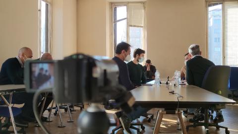 Studenti durante un'attività formativa di negoziazione e gestione dei conflitti