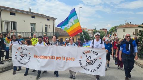 Con lo striscione della Rete RUniPace