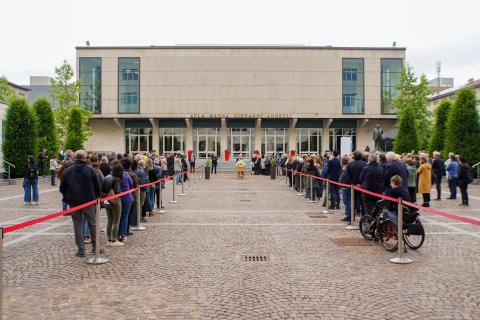L'arrivo del feretro al Politecnico