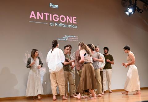 Antigone al Politecnico