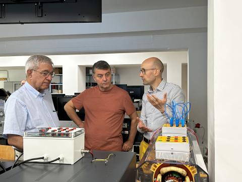 Visita ADA University - 5