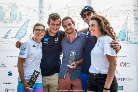 Premiazione Product Manager SULA Carolina Foroni e Project manager SULA Carolina Cipriani 