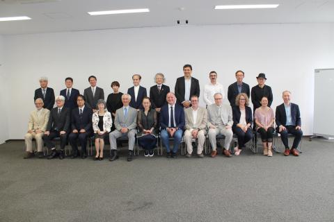 The entire delegation in Kobe