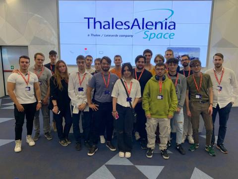 I membri del Team ASTRA a Thales Alenia Space