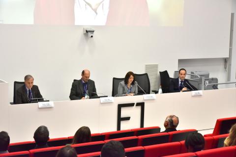 Il tavolo dei relatori