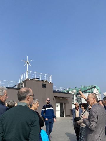 Il professor Romano Borchiellini spiega le caratteristiche architettoniche dell'Energy Center