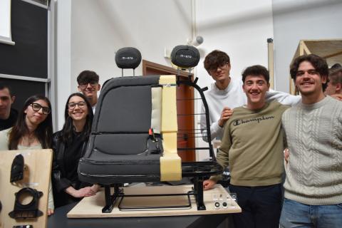 Team che ha analizzato la Microlino