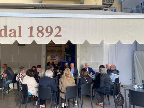 Paolo Fino illustra ai cittadini il futuro della ricerca nella sede del Politecnico a Mondovì
