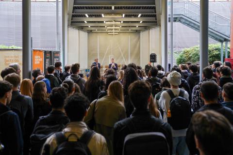 Il Rettore accoglie le matricole 