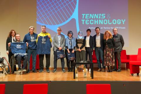 Tutti sul palco