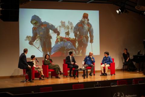 The guests discussed the relationship between sport and technology