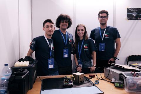 Foto di gruppo CubeSat