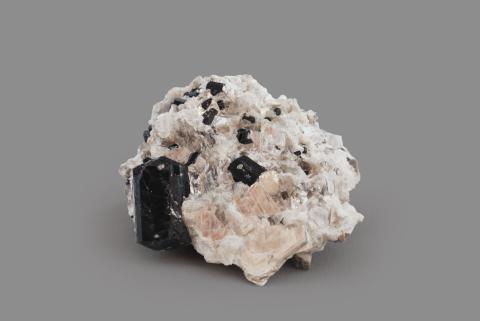 SCHORLITE con muscovite (MP-10297)