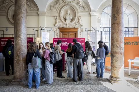 Grande affluenza al Salone nel Castello