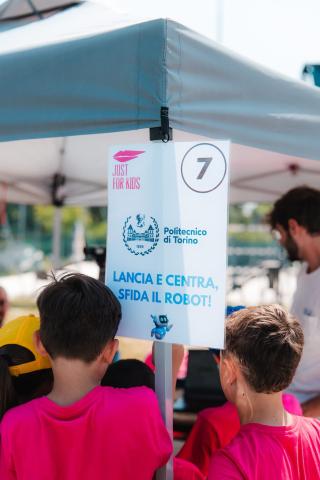 Il Politecnico per Just For Kids