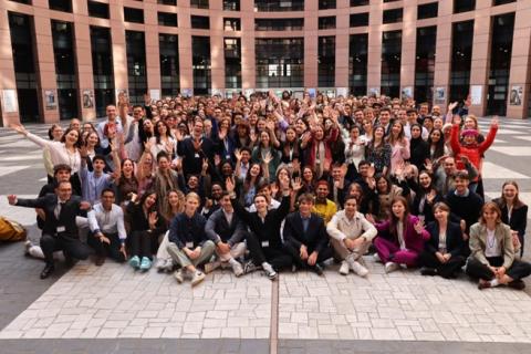 Foto di gruppo per chi ha partecipato all'Assemblea