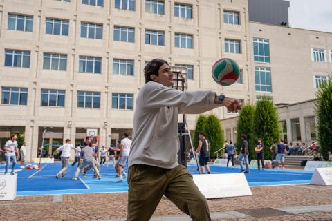 Integrare lo sport nella vita universitaria: la pallavolo