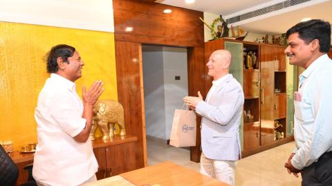 Lamberto Rondoni meets DSU founder and Rector