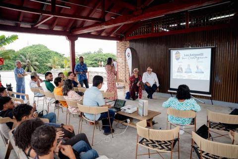 La conferenza al Bastione di Santo Domingo, nell'ambito del ciclo Murallando a cura della Escuela Taller di Cartagena 